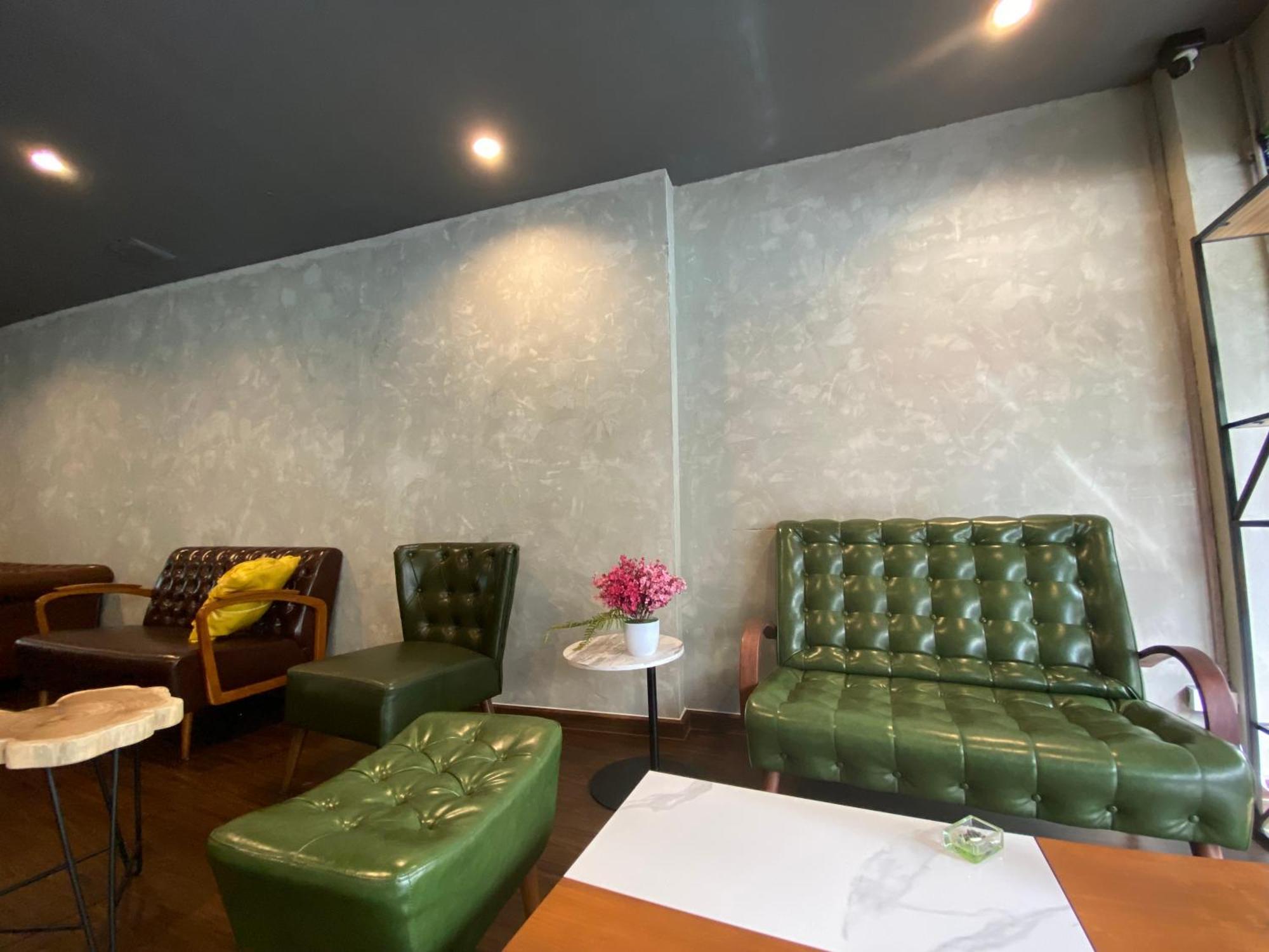 Brew Beyond Dispensary And Gjestgiverier Bangkok