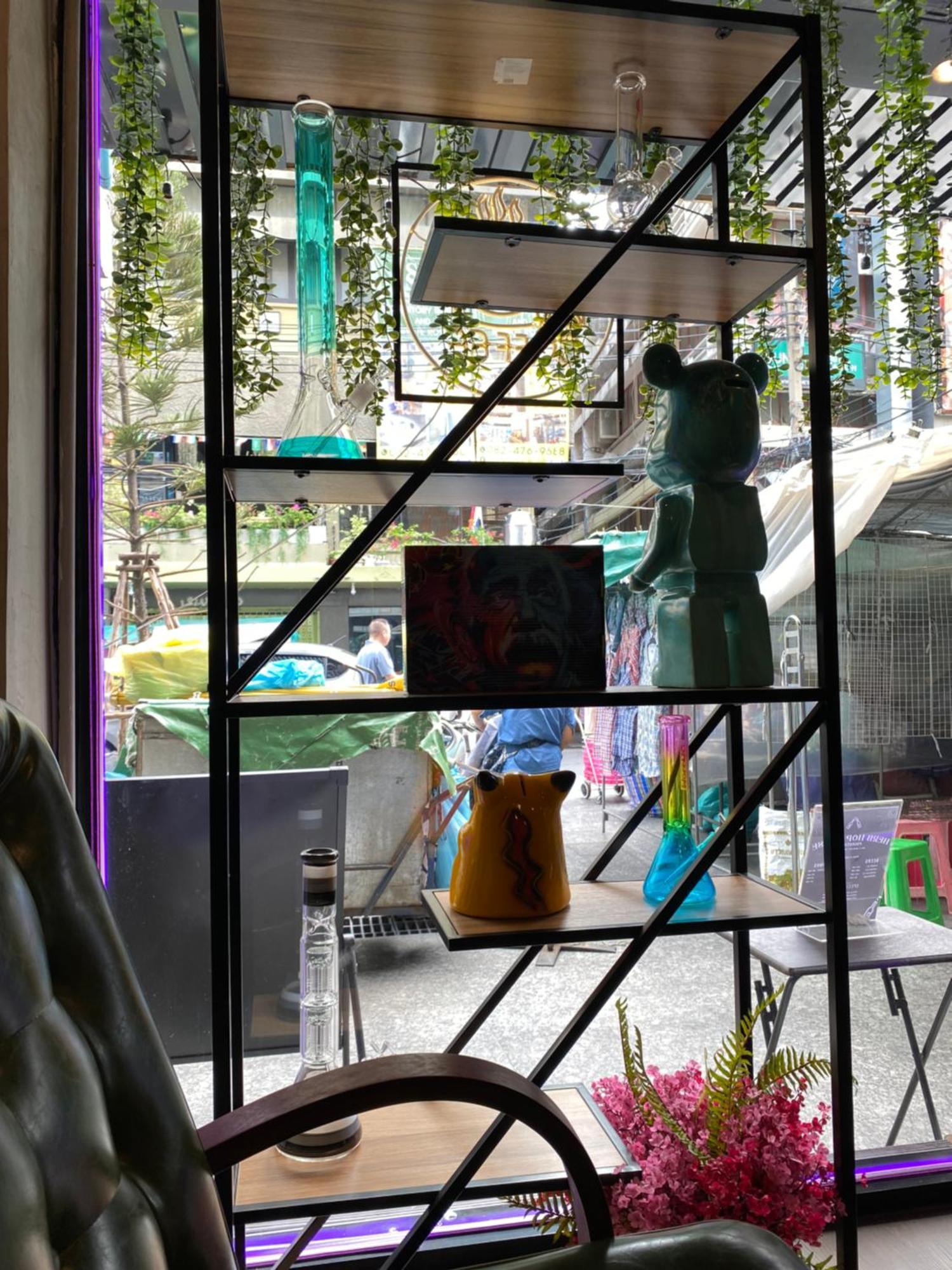 Gjestgiverier Brew Beyond Dispensary And Bangkok