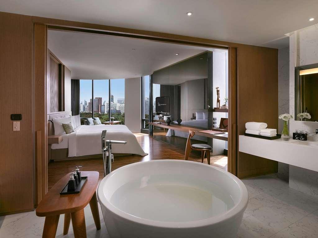 Hotel So/