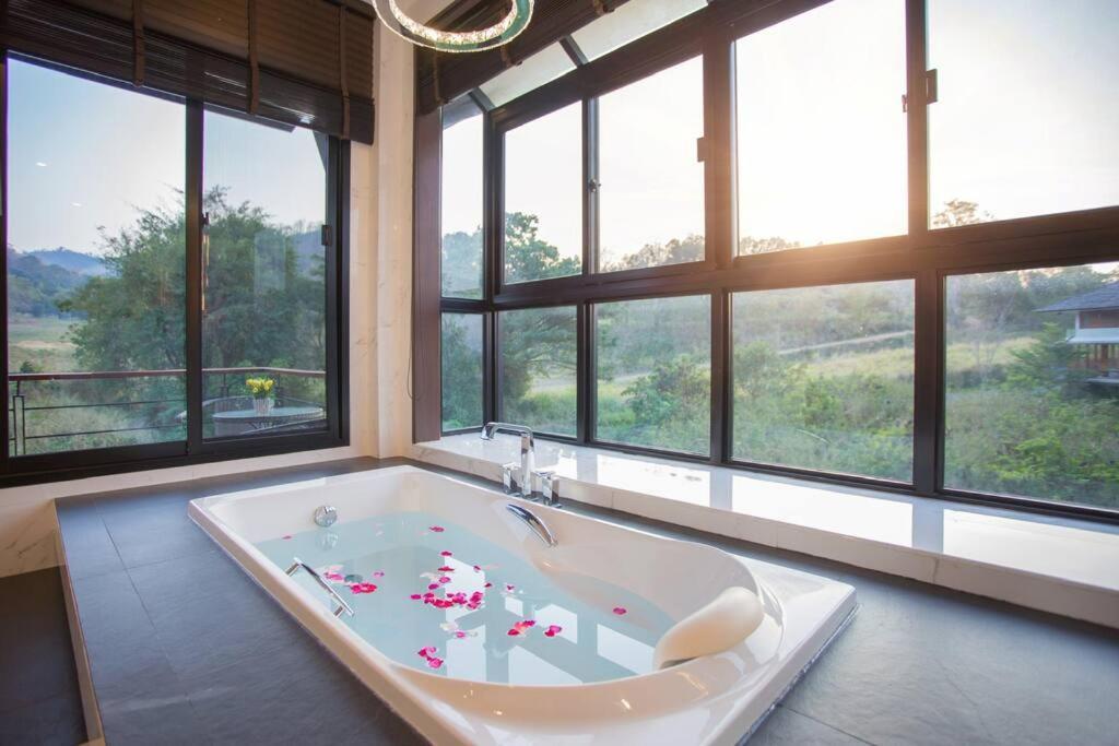 Naralin Khao Yai Mountain View Pool *
