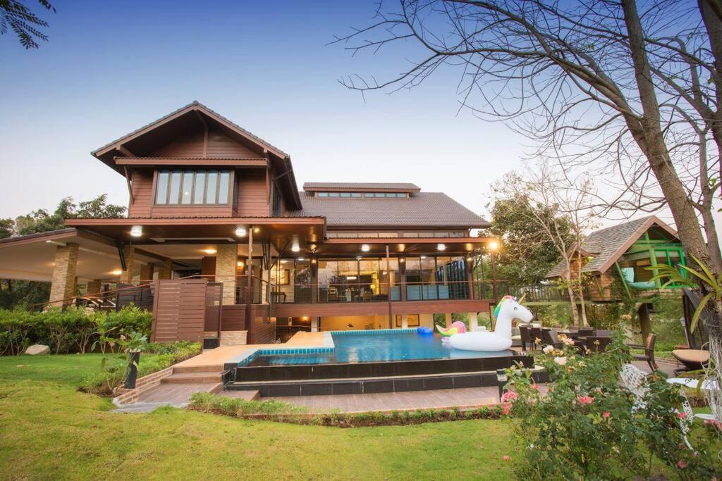 Holiday home Naralin Khao Yai Mountain View Pool