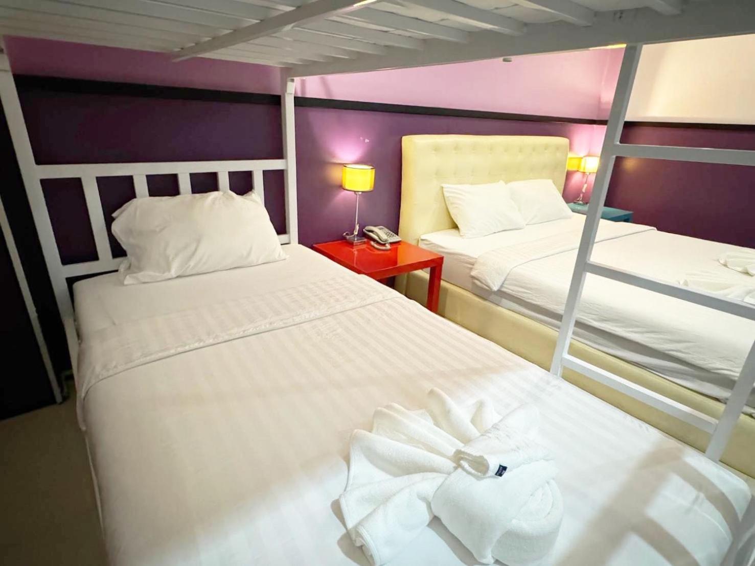 Donmueang Airport Modern Hotel 3*