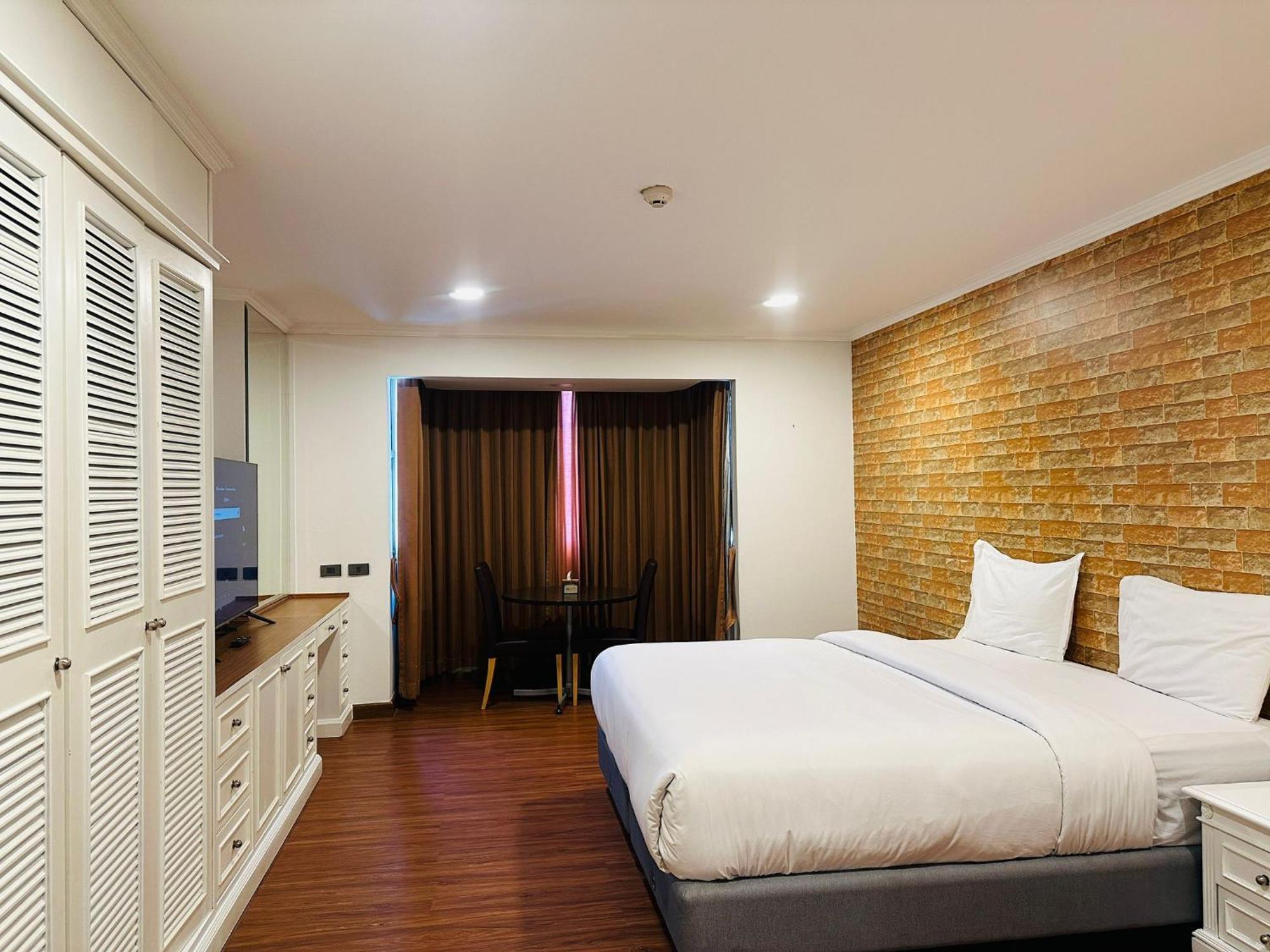 Appartement Omni Tower Cozy By Direct Bangkok