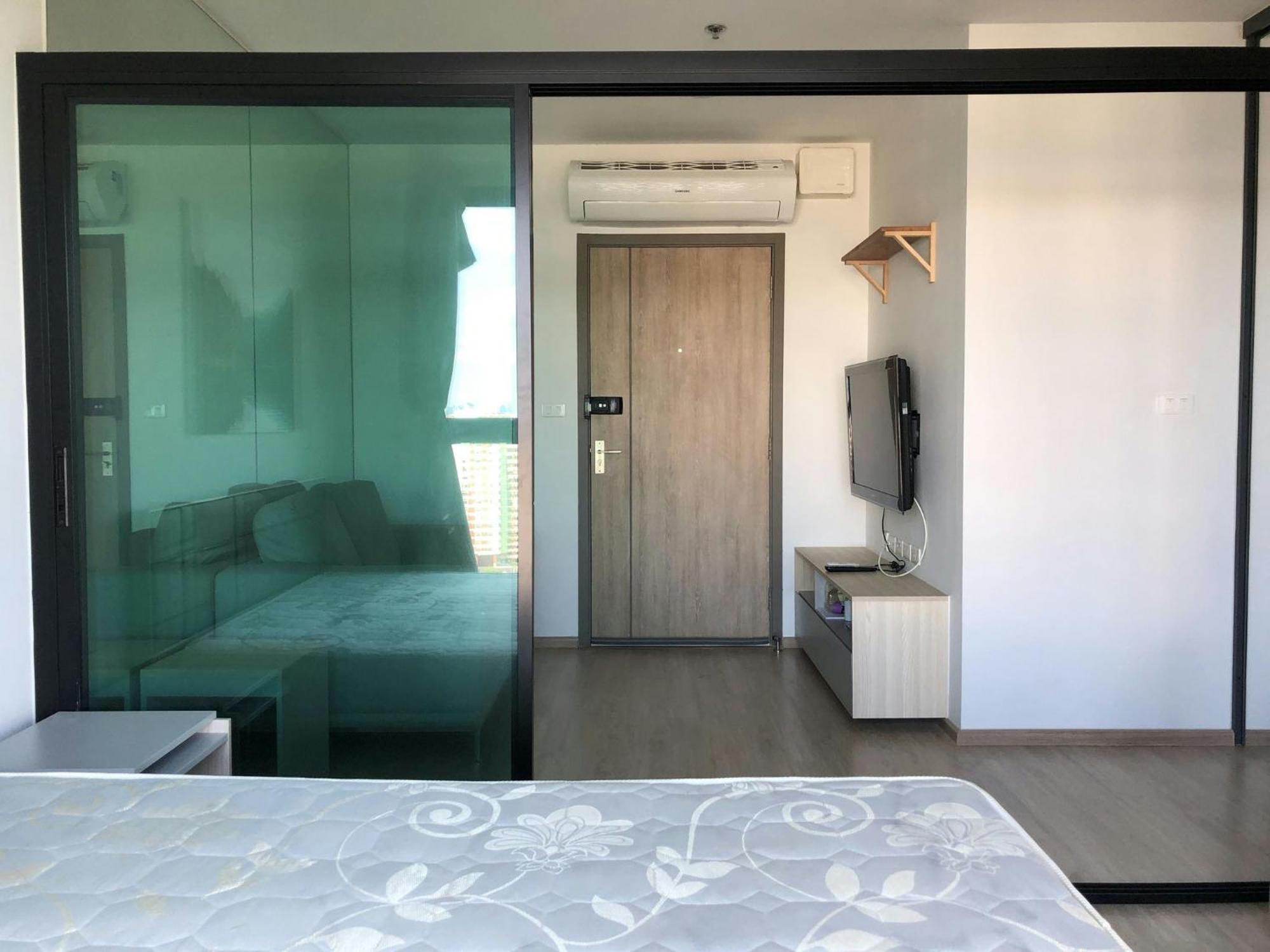 Ideo O2 Bts Bangna Apartment