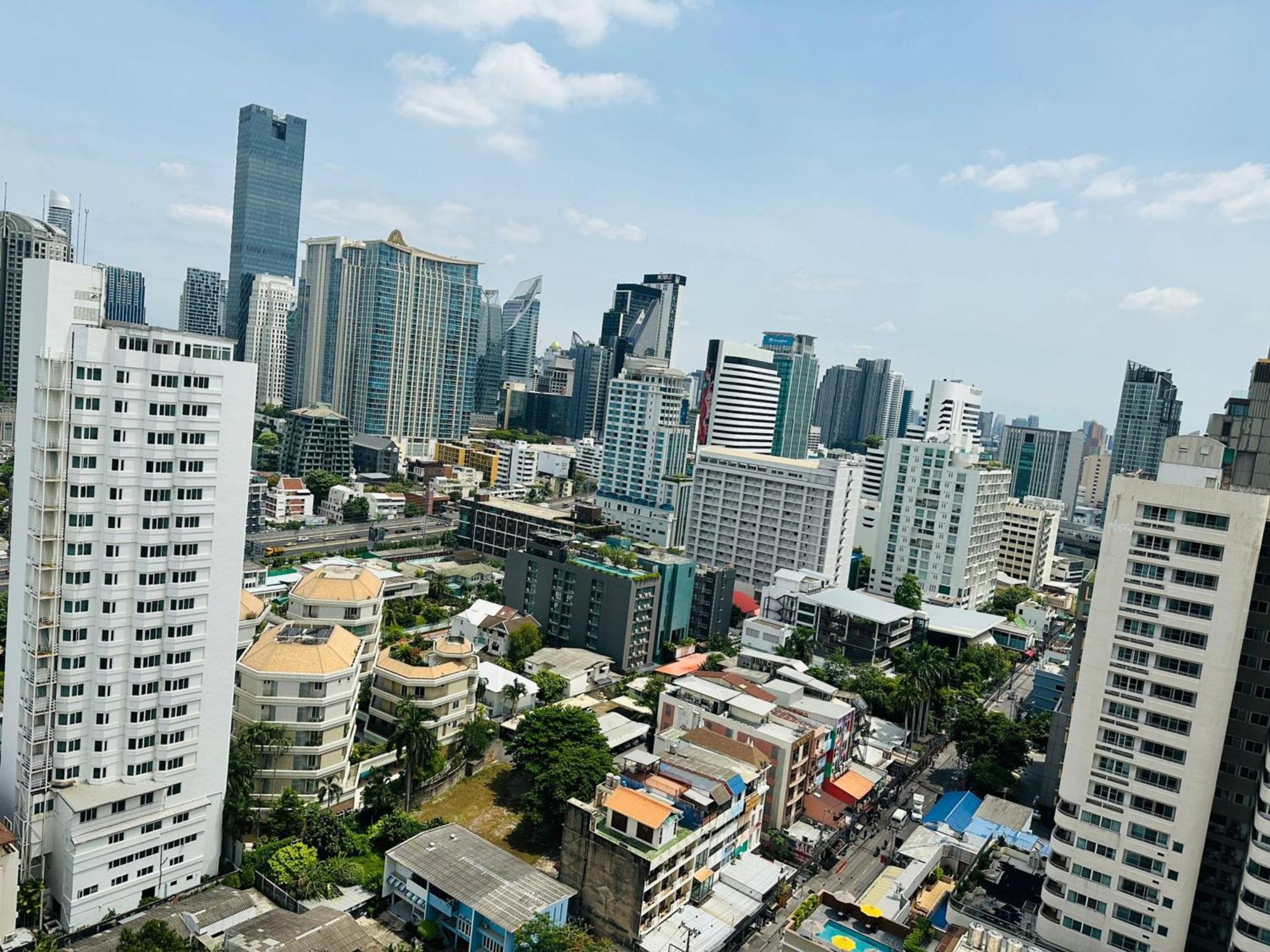 Omni Tower Sukhumvit Soi 4 Direct Căn hộ