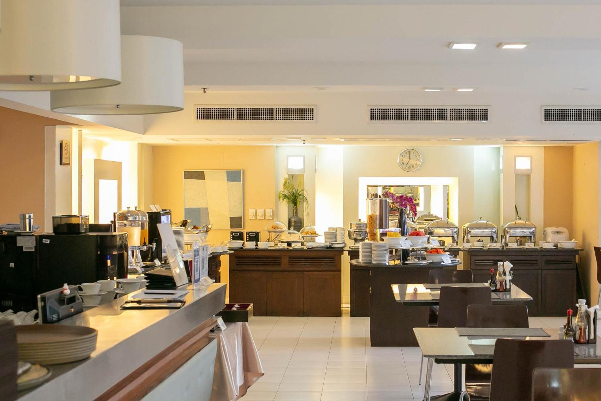 At Ease Saladaeng By Aetas 4* Bangkok