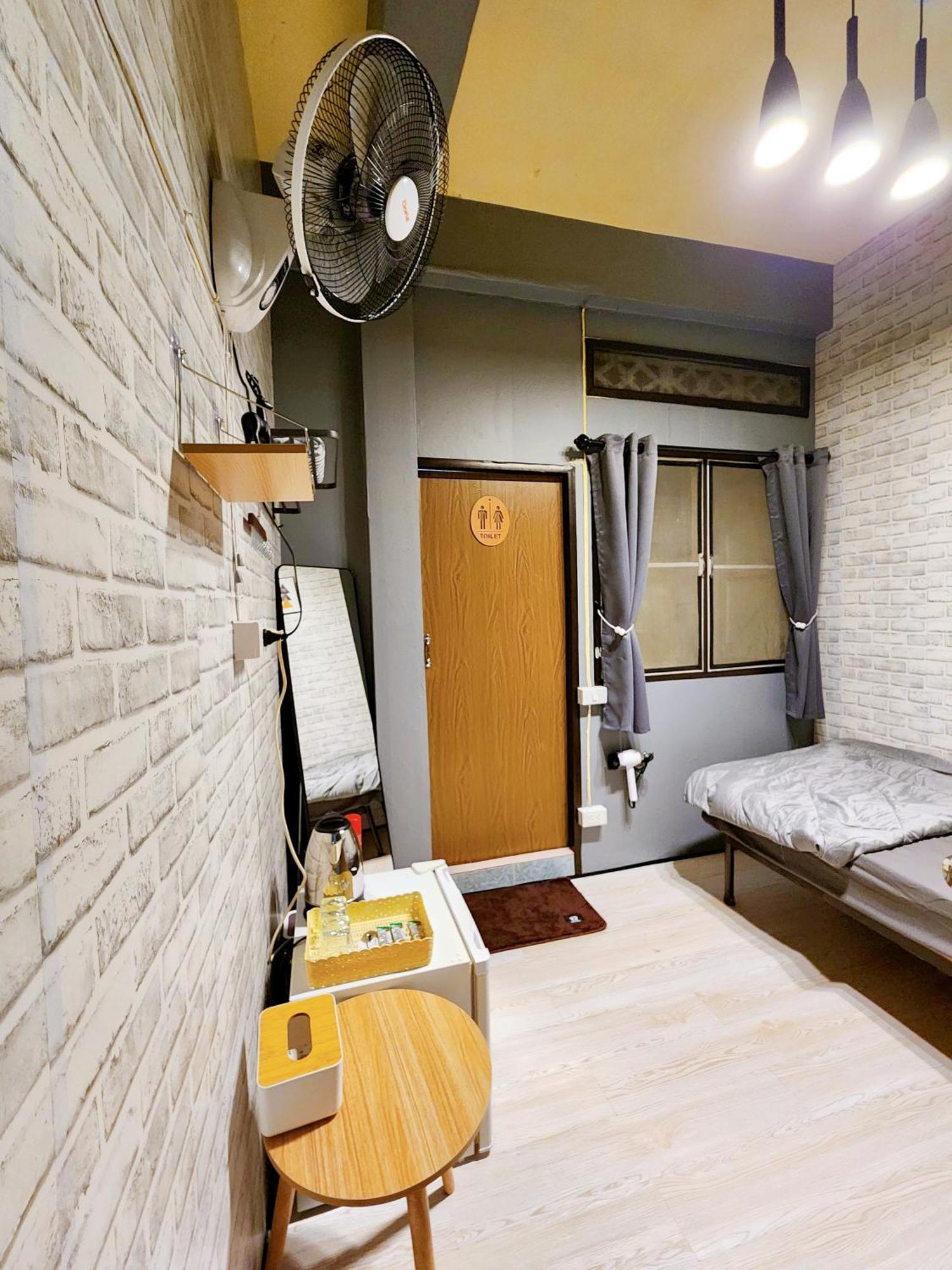 Apartment 110-olan Place Homely Free Wi-fi And Near Bts Line Bangkok