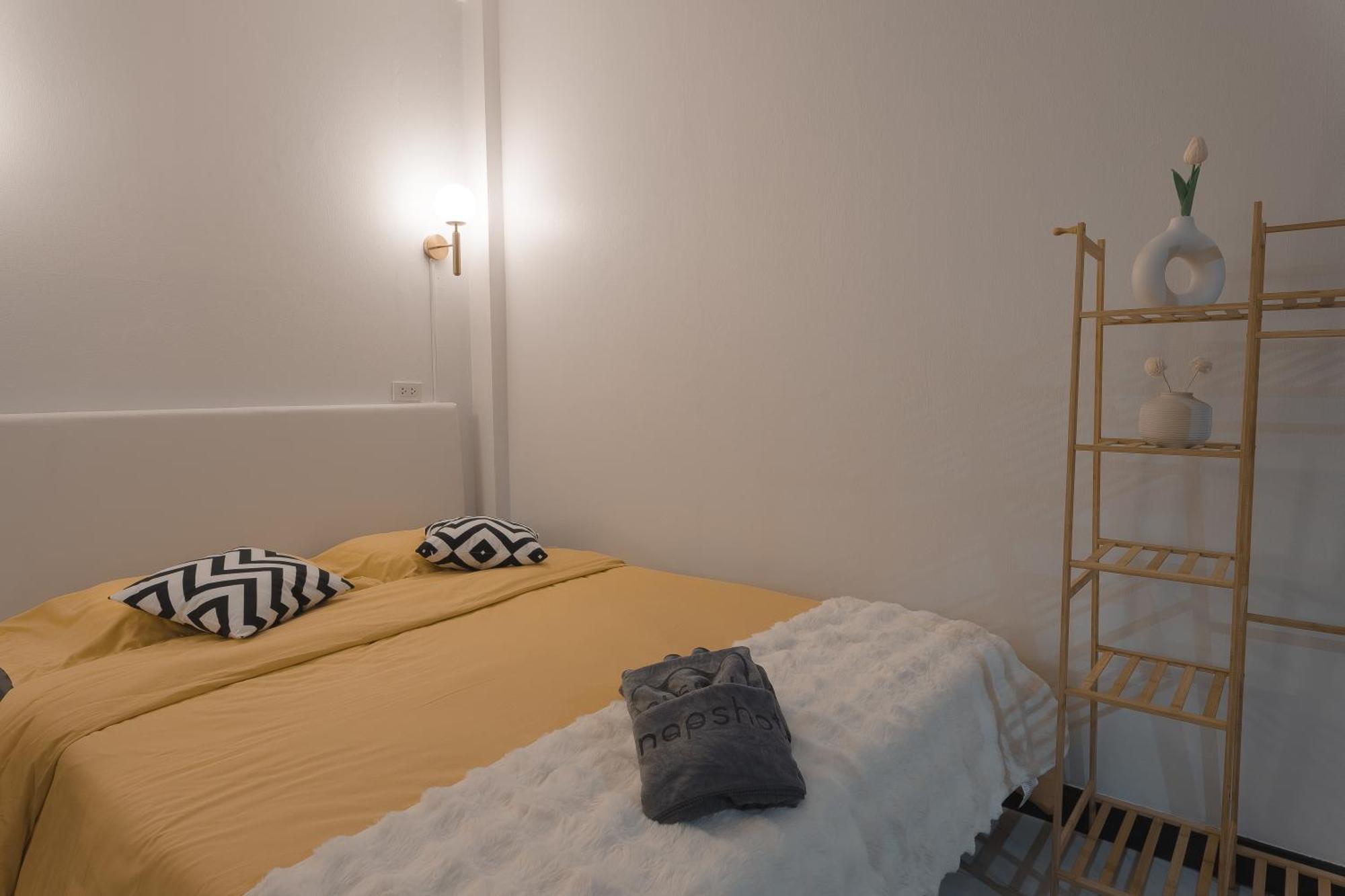 Single House 5br Parking And Kitchen In Sukhumvit49-1