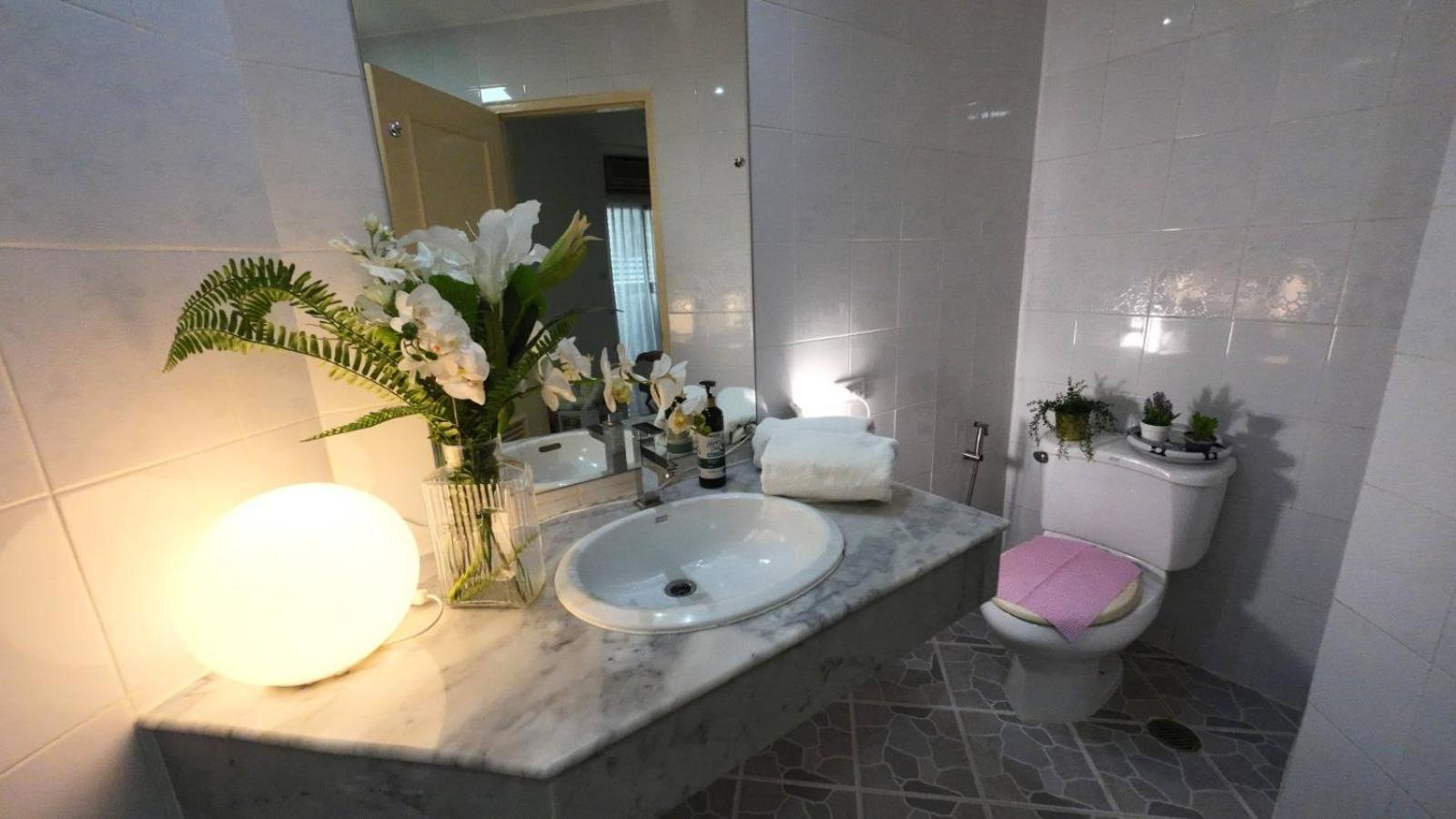 Cozy 1br Walk To Bts And Airport Rail Link Close To Malls G7 Bangkok
