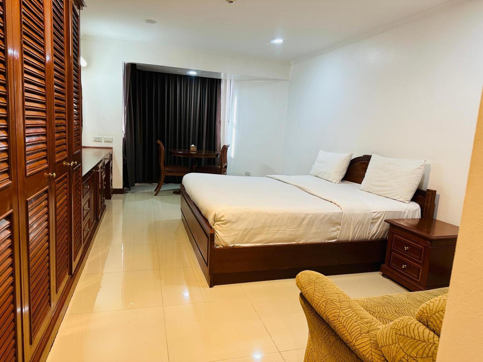 Omni Tower Sukhumvit Soi 4 Direct Căn hộ *
