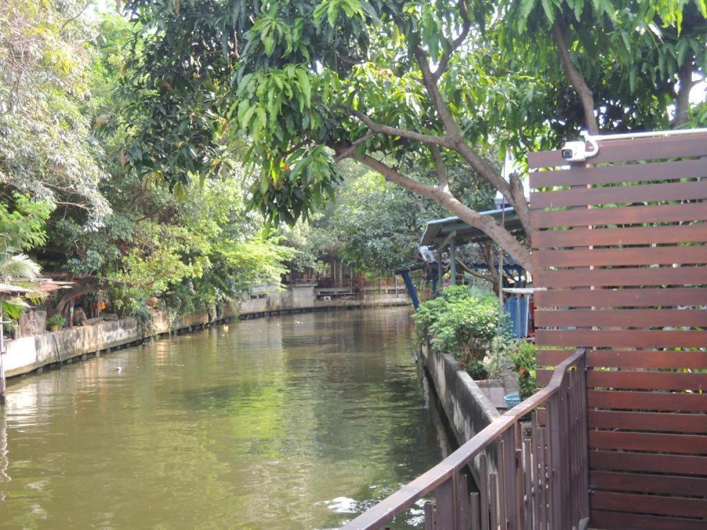Hotel Aiims Tales Canal Boutique House Bangkok