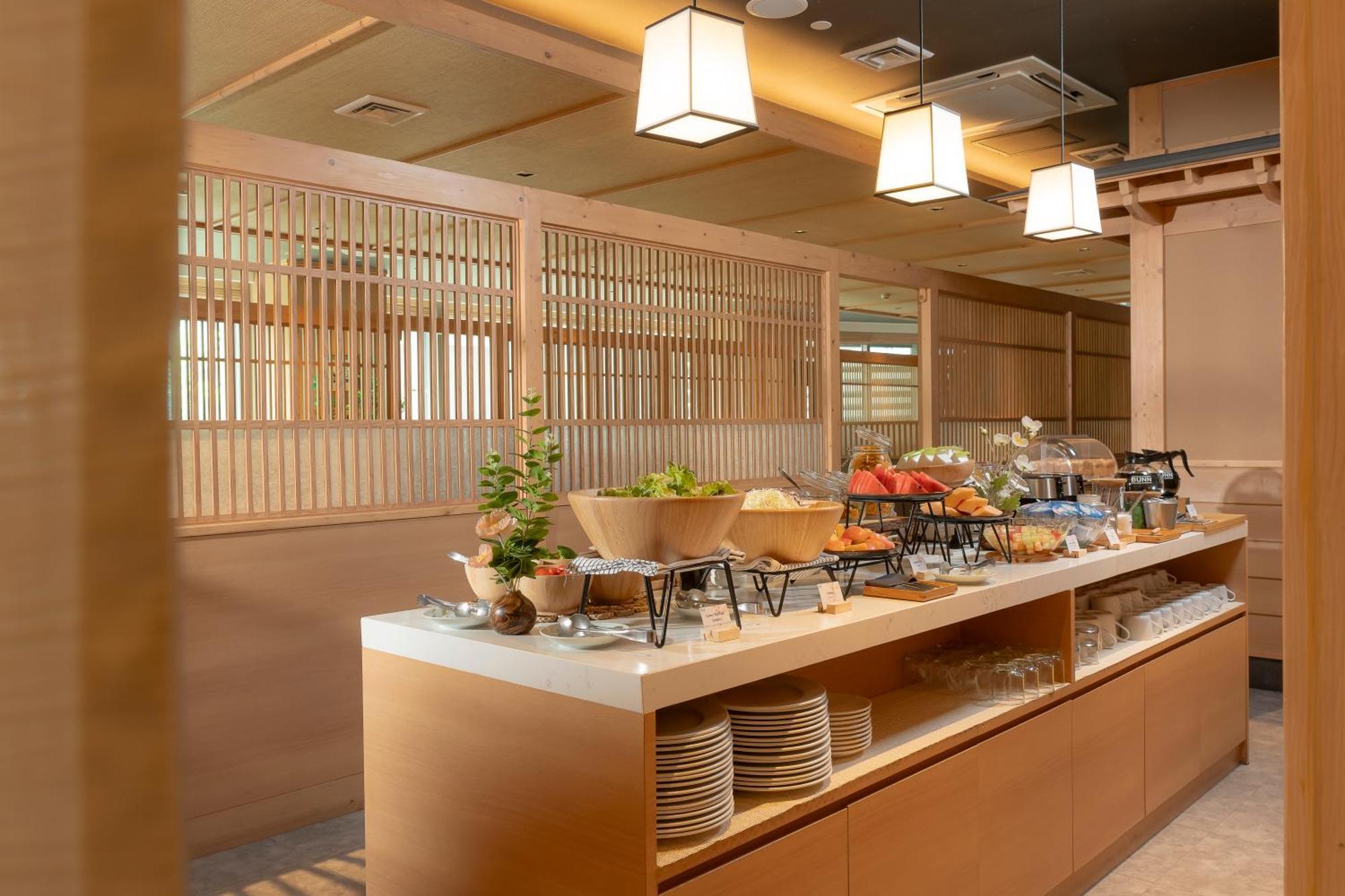 Khách sạn Solaria Nishitetsu 4*