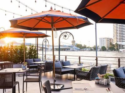 Riva Surya Khách sạn 4*