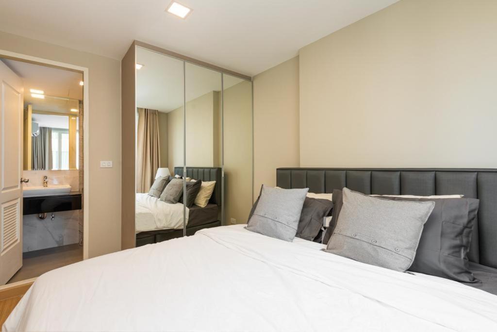 Apartment Ekkamai Bangkok