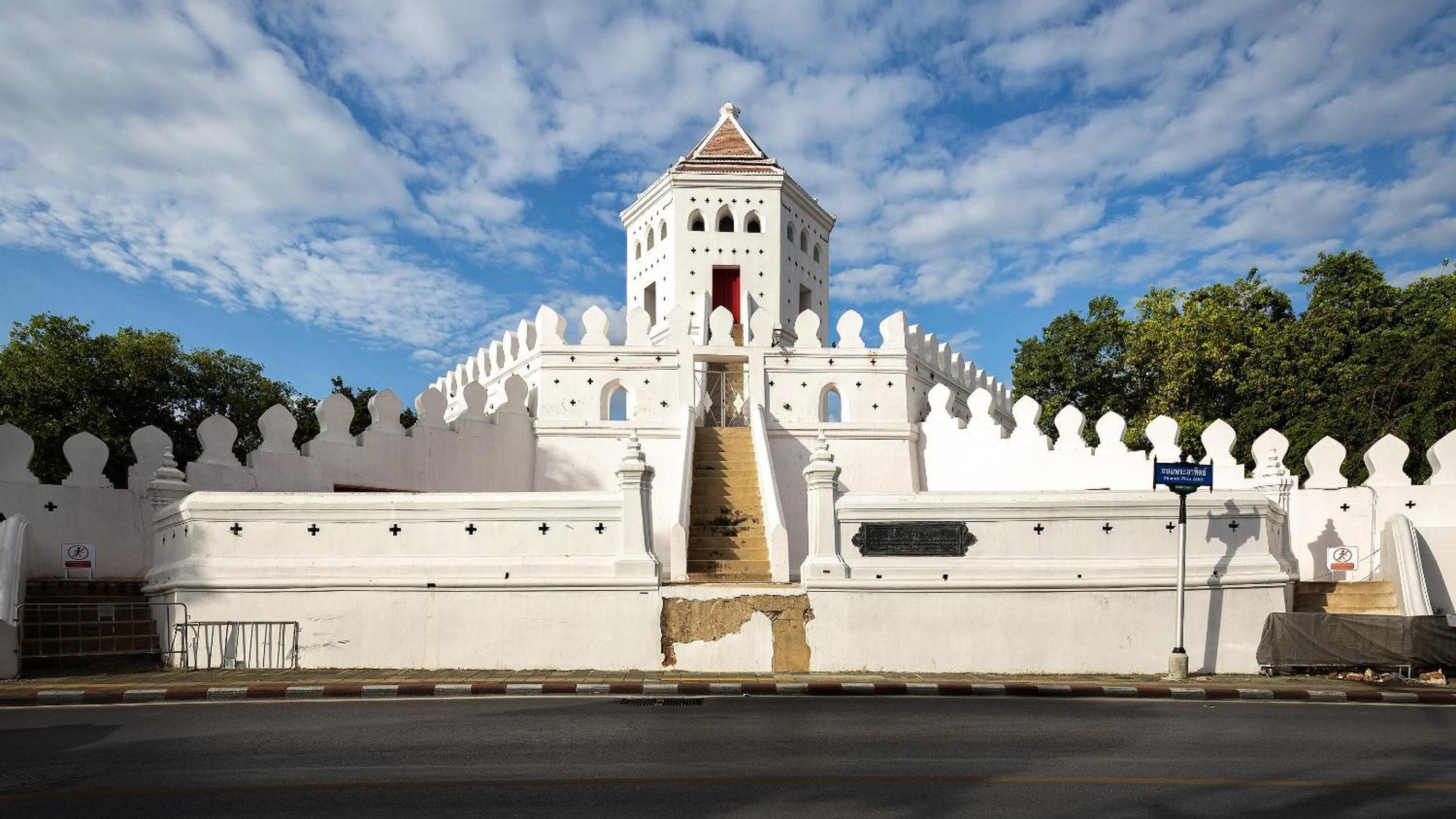 Wisma tamu Cha Na At Merry V