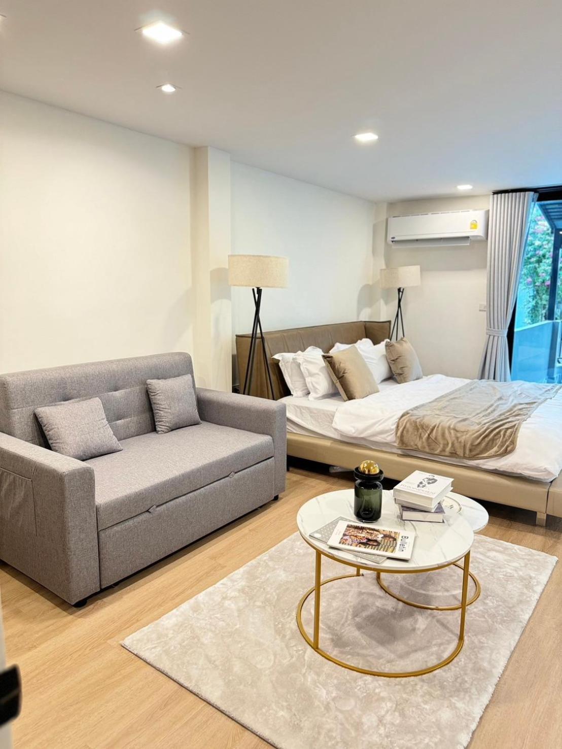 Holiday home 4beds 4baths New Renovated Entire House Bts Ekkamai