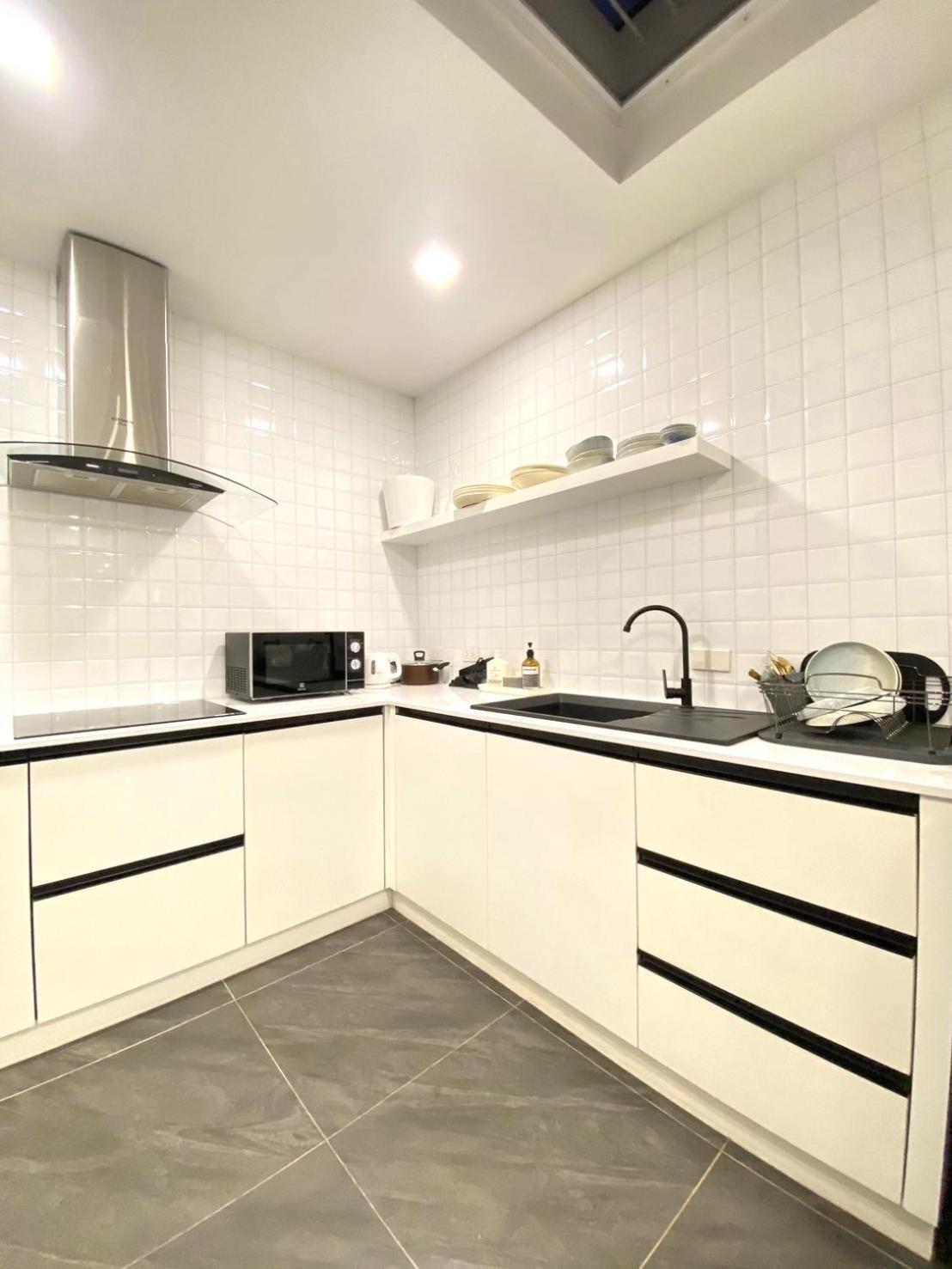 4beds 4baths New Renovated Entire House Bts Ekkamai Bangkok