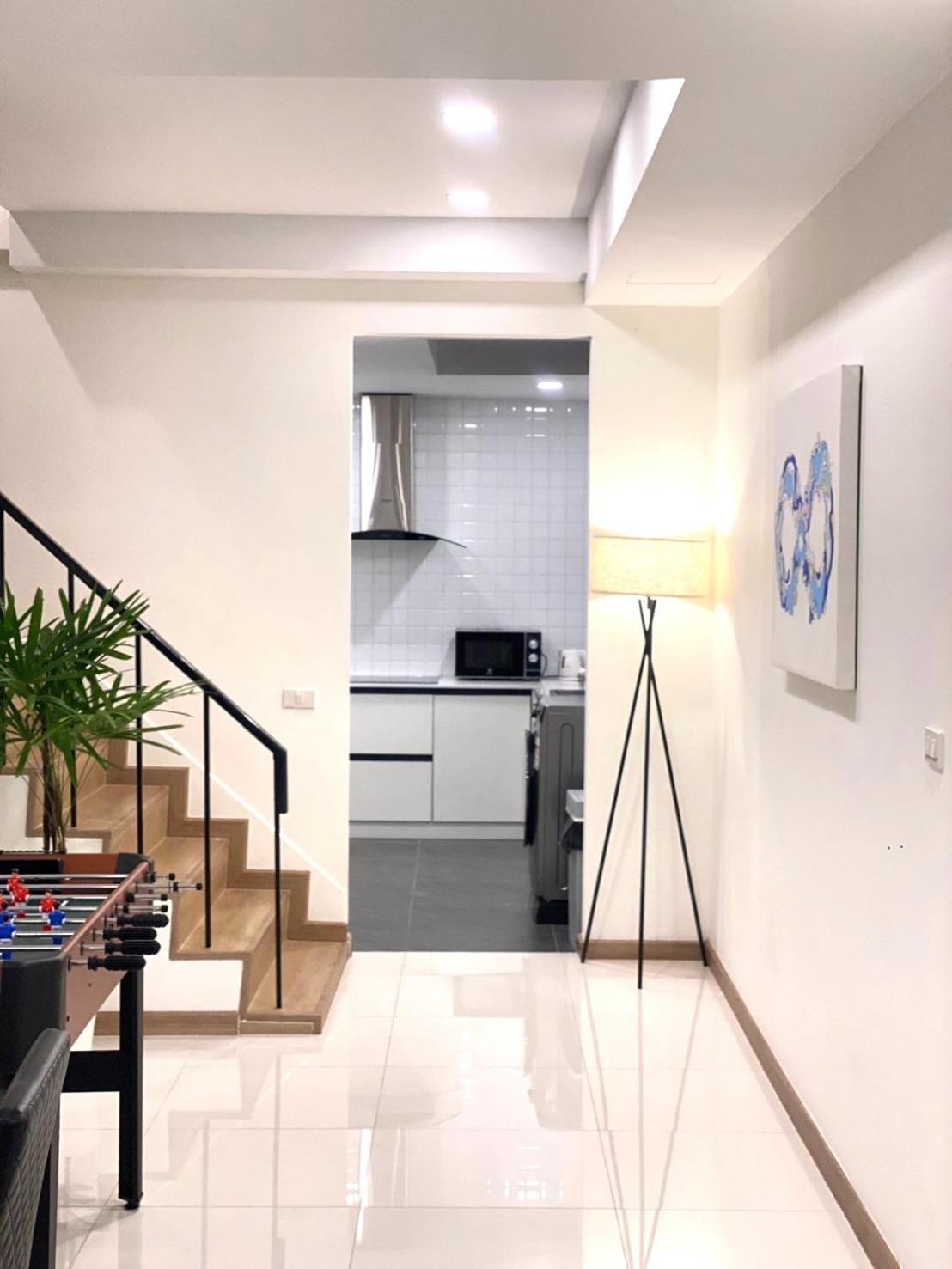 Holiday home 4beds 4baths New Renovated Entire House Bts Ekkamai