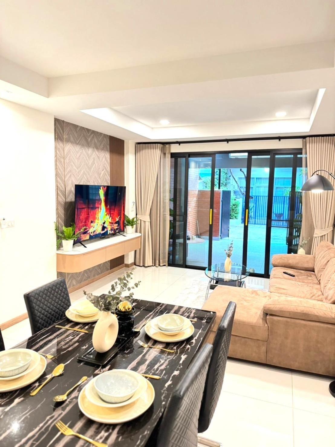 4beds 4baths New Renovated Entire House Bts Ekkamai Holiday home