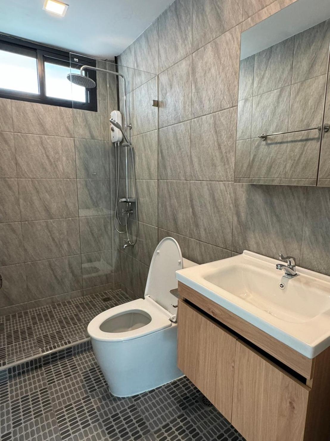 4beds 4baths New Renovated Entire House Bts Ekkamai