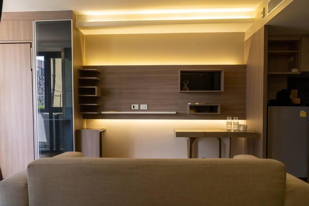 Apartment Luxury 1 Near Bts Thong Lor *