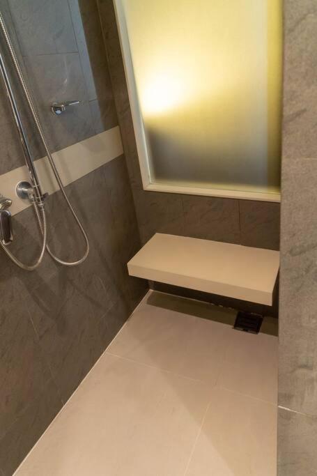 Luxury 1 Near Bts Thong Lor Apartment Bangkok