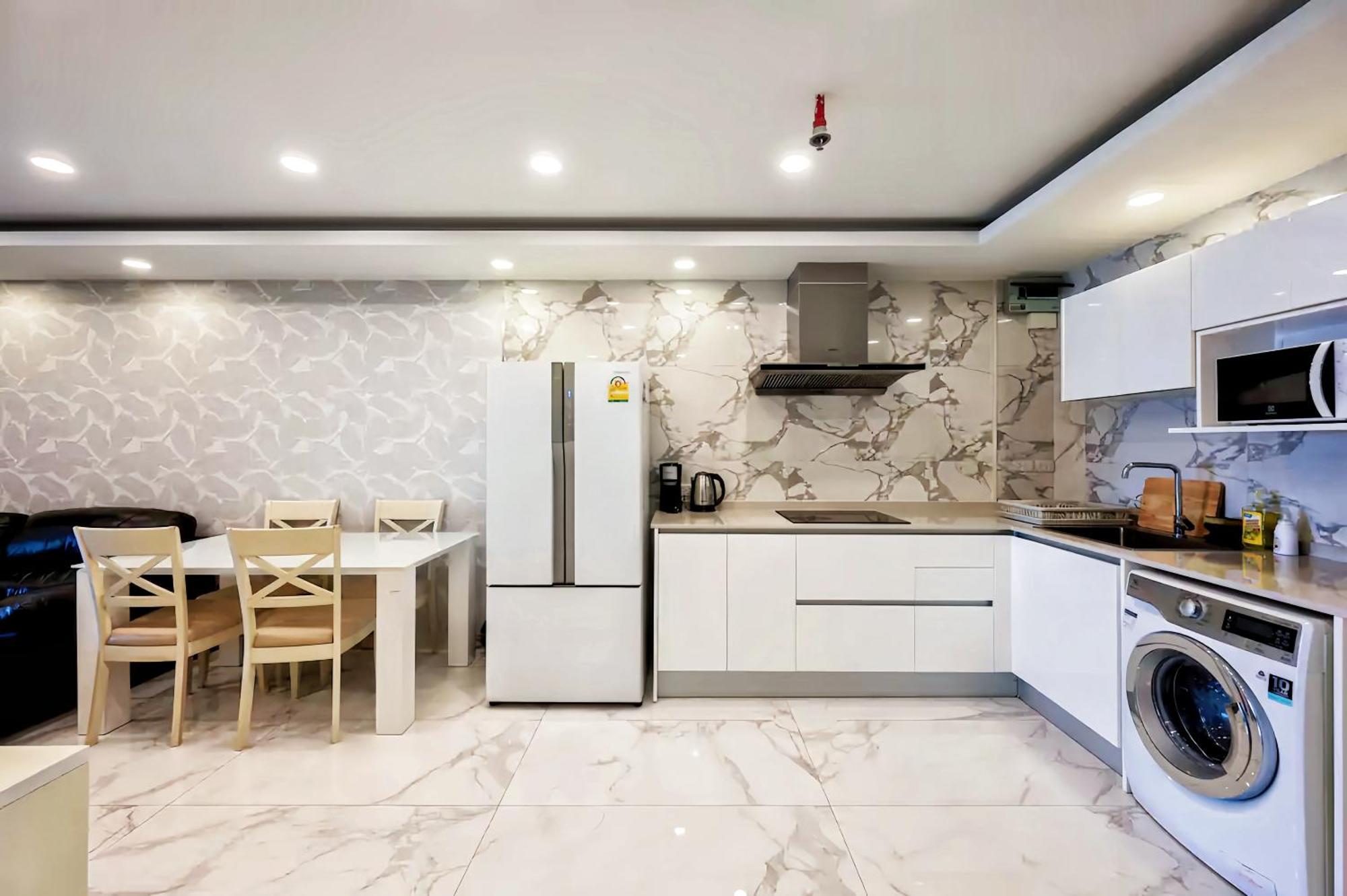 State Tower Appartement