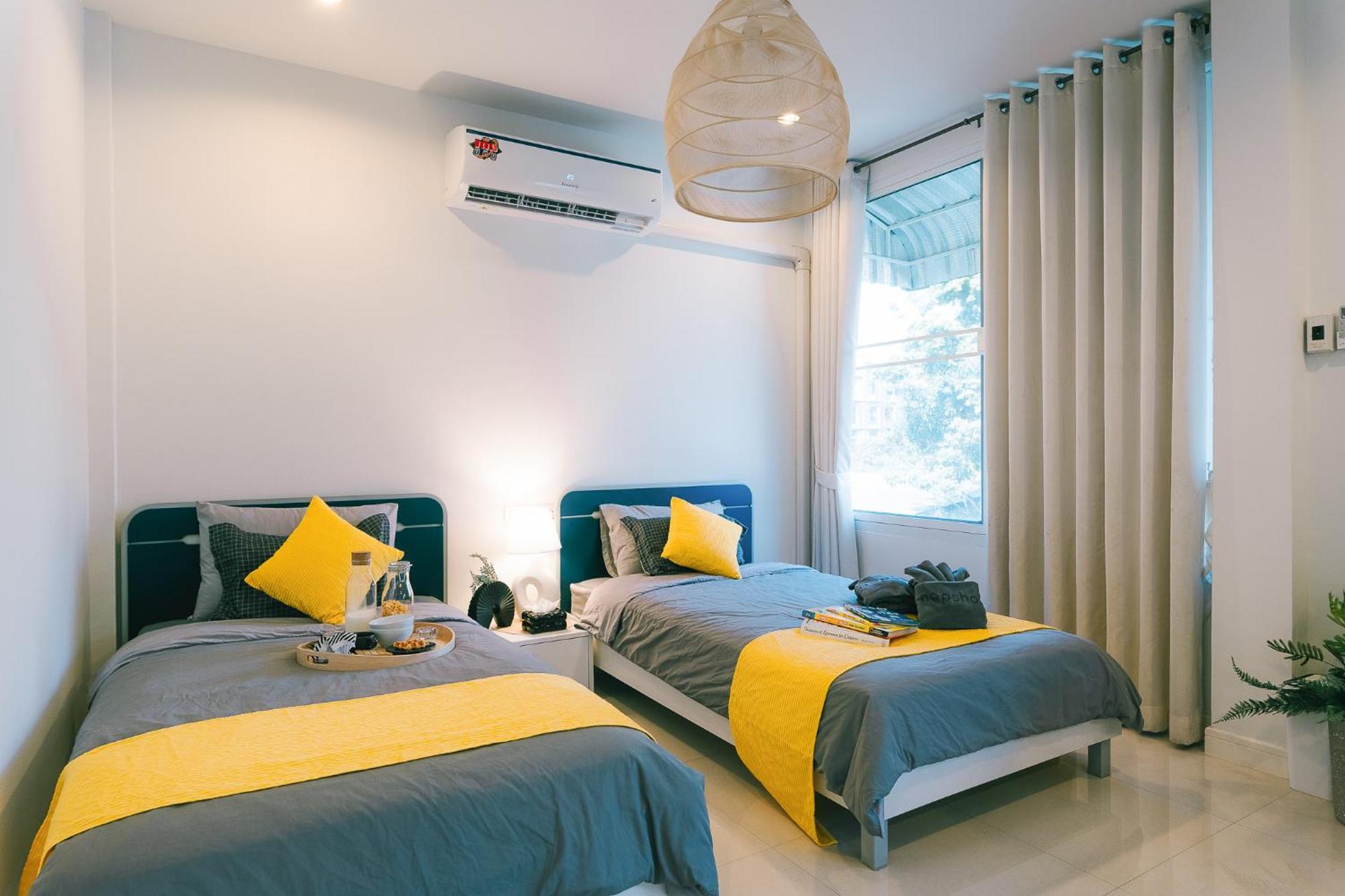 Huge House Mid Of Phromphong Sukhumvit39 4suite Bedrooms/kitchen/wifi Villa *