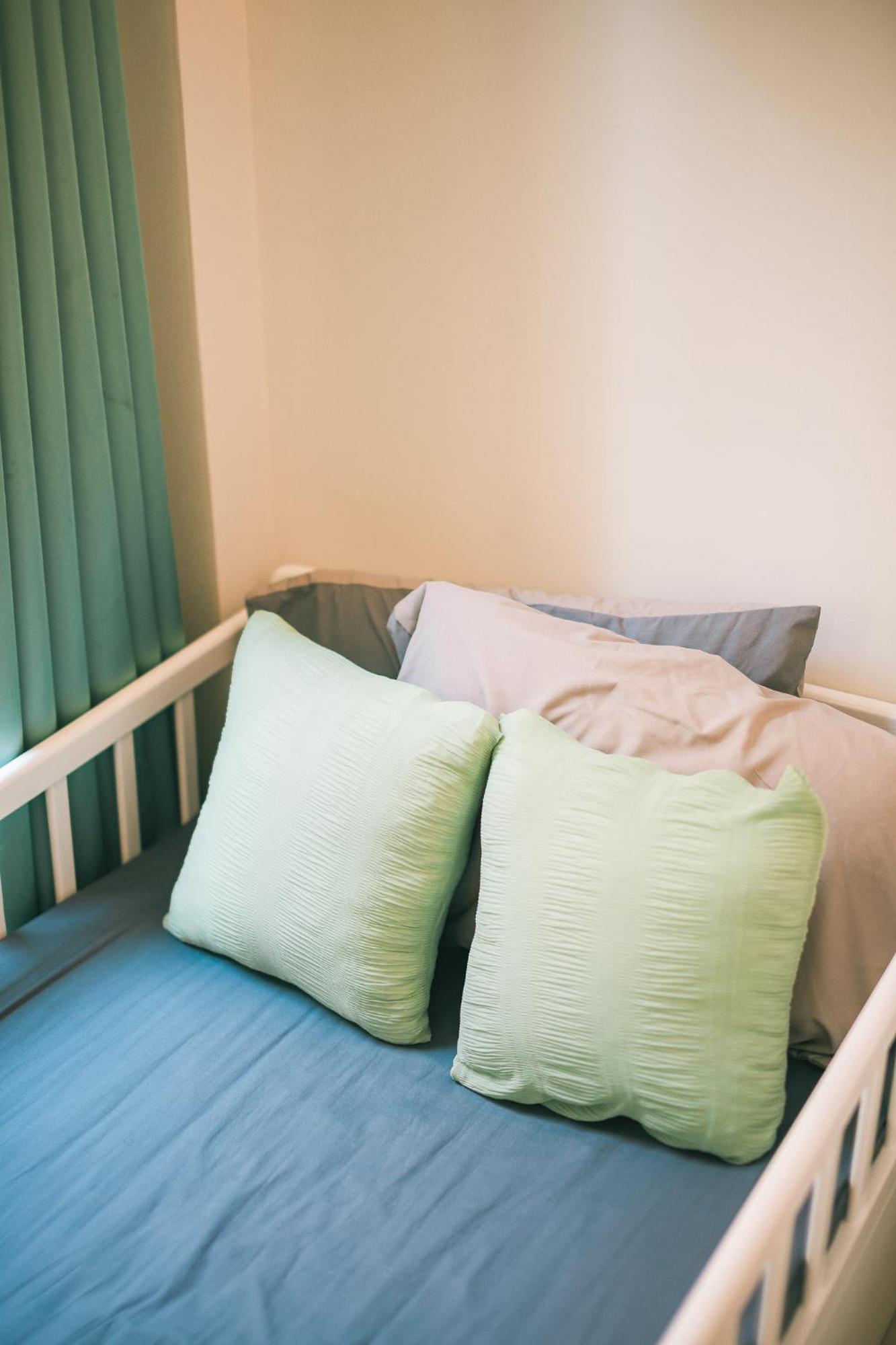 Huge House Mid Of Phromphong Sukhumvit39 4suite Bedrooms/kitchen/wifi Bangkok