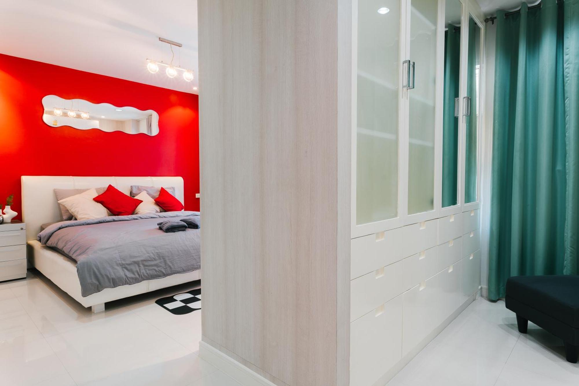 Huge House Mid Of Phromphong Sukhumvit39 4suite Bedrooms/kitchen/wifi Bangkok