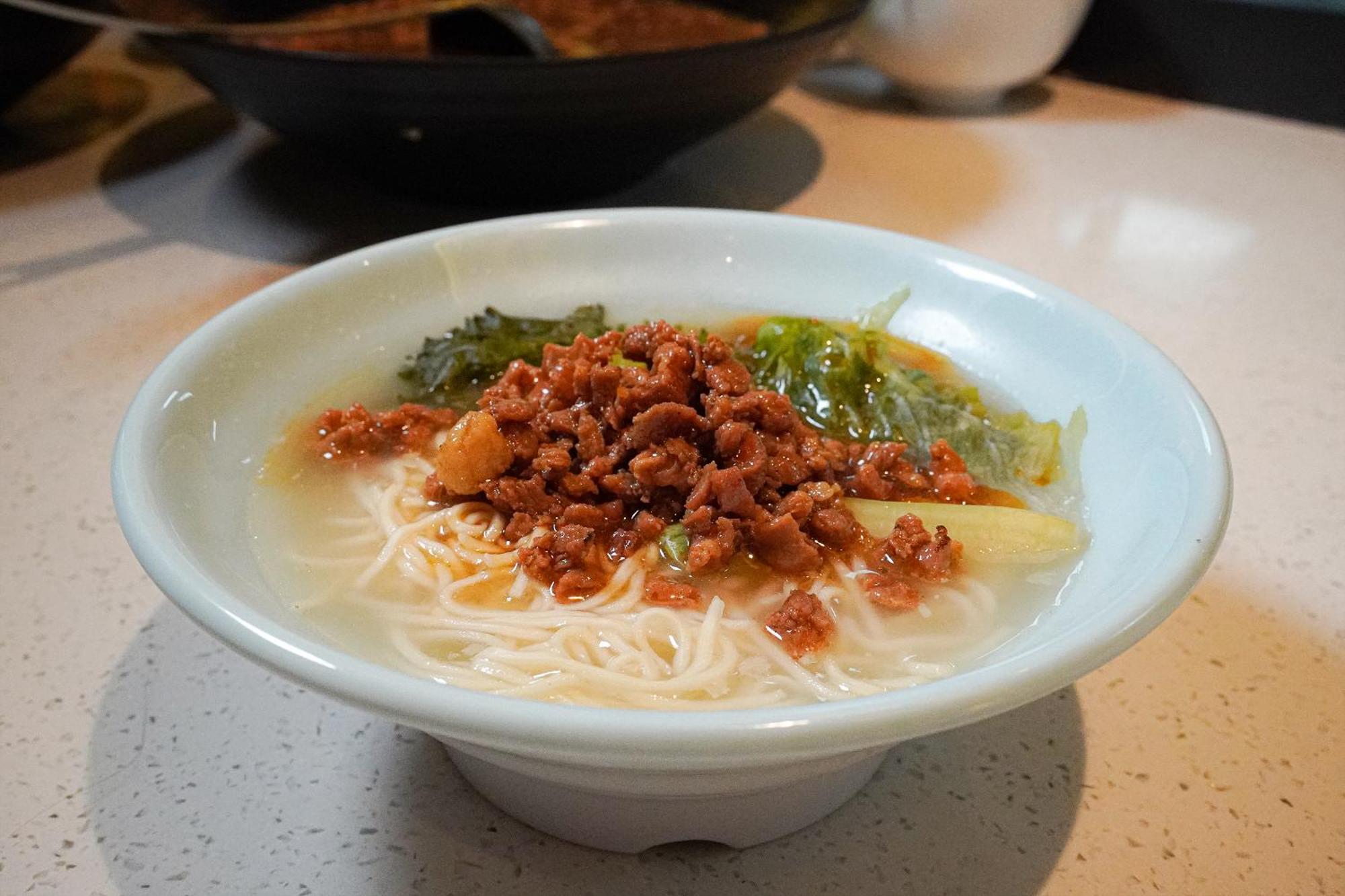Khách sạn Juzi Bangkok
