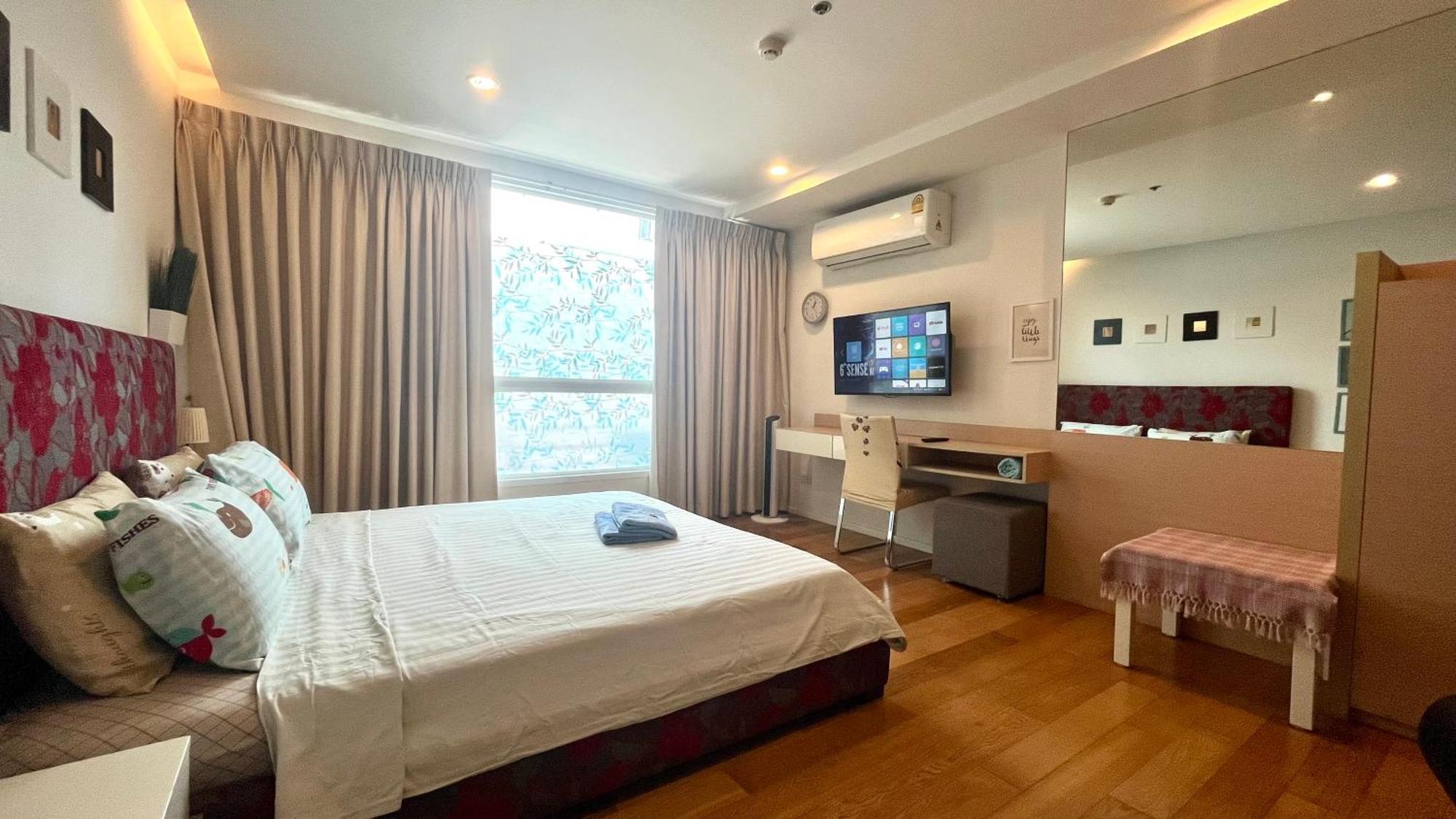 Near Bts Skytrain Free Wifi Apartment Bangkok