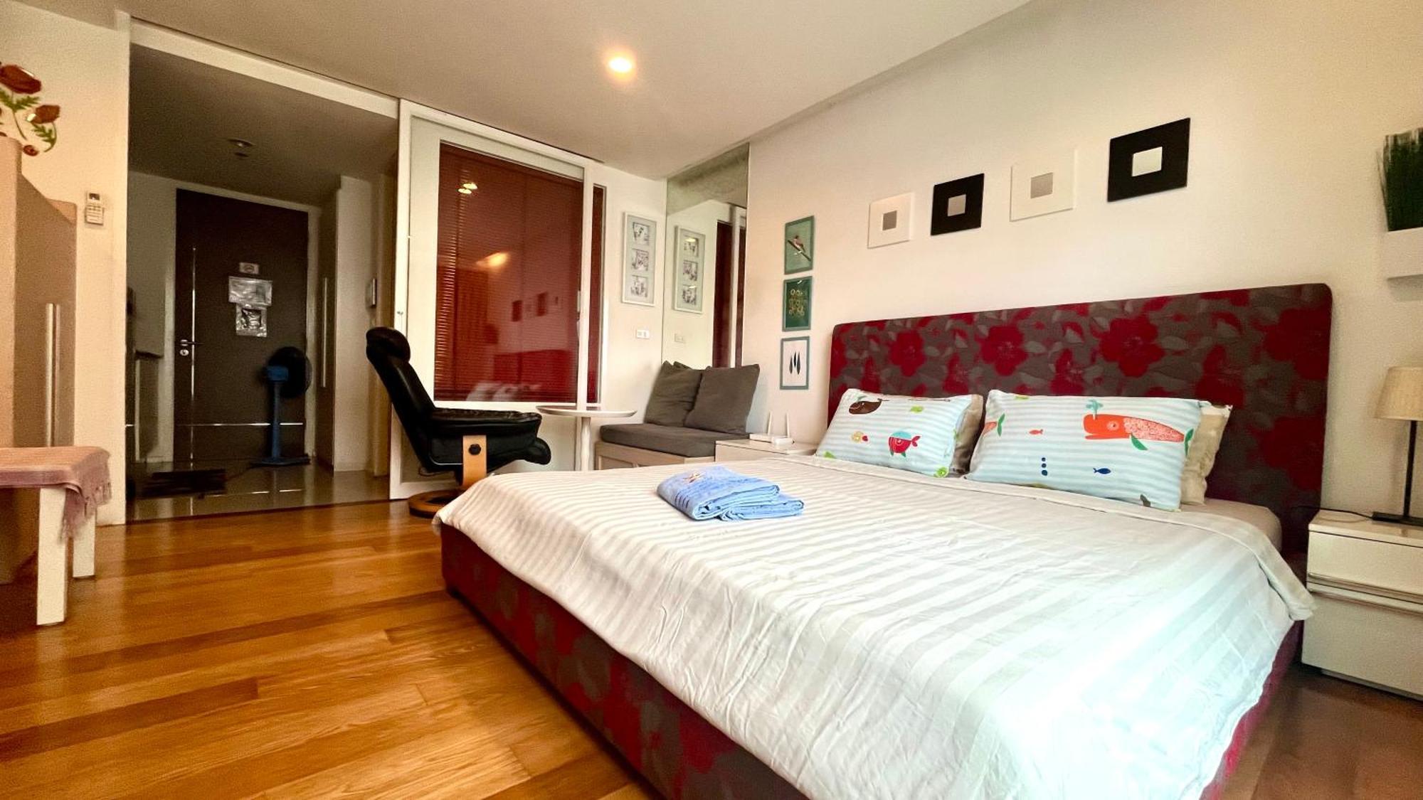 Apartment Near Bts Skytrain Free Wifi