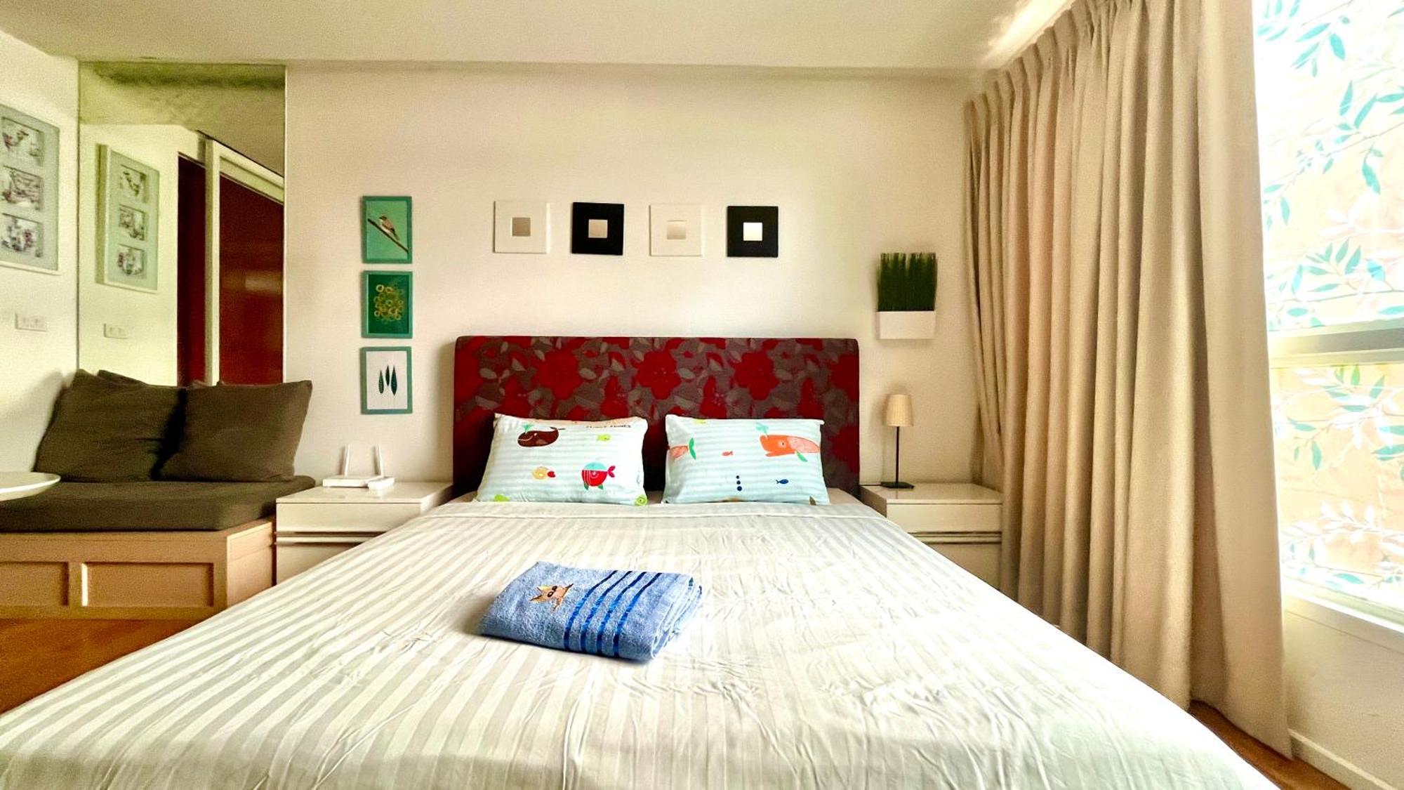 Near Bts Skytrain Free Wifi Apartment *
