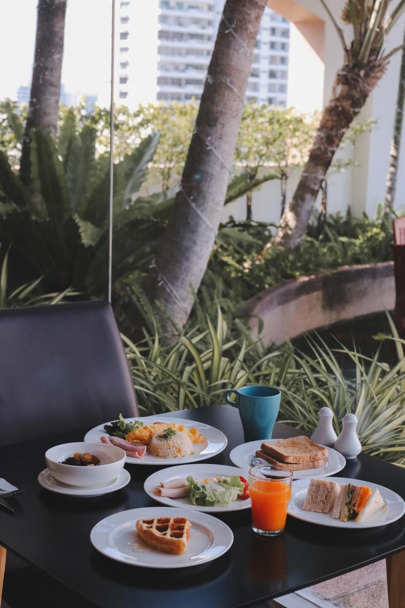 Grand Mercure Asoke Hotell 5*