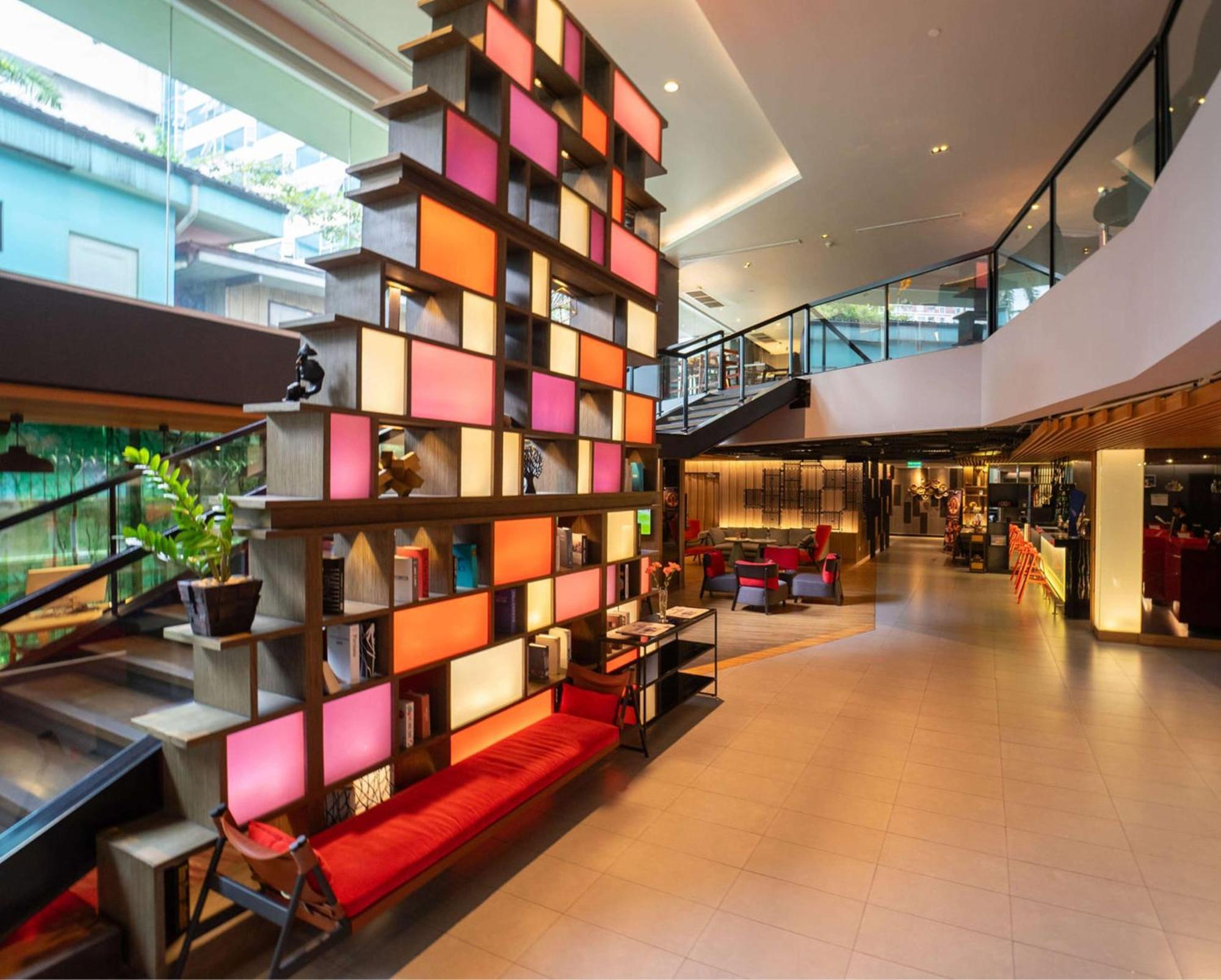 Park Plaza Soi 18 4*
