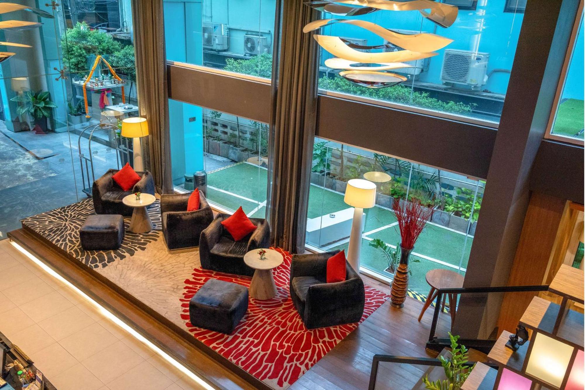 Hotel Park Plaza Soi 18 4*