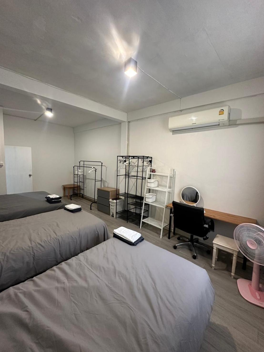 Bee House 172 Only 300m To Bts Talat Phlu
