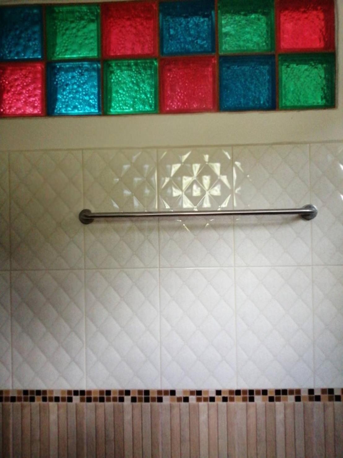 Nhà nghỉ Baan Chay Sala, 2 Bedrooms House Near Airport *