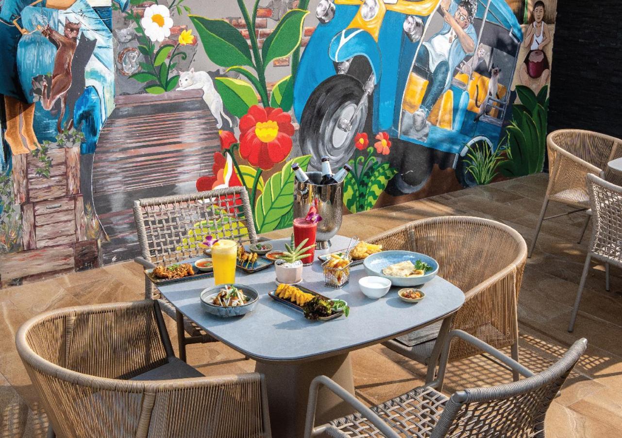 Solitaire Sukhumvit 11 - Sha Extra 4* Bangkok