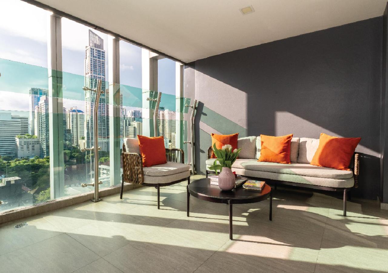 Solitaire Sukhumvit 11 - Sha Extra Hotel