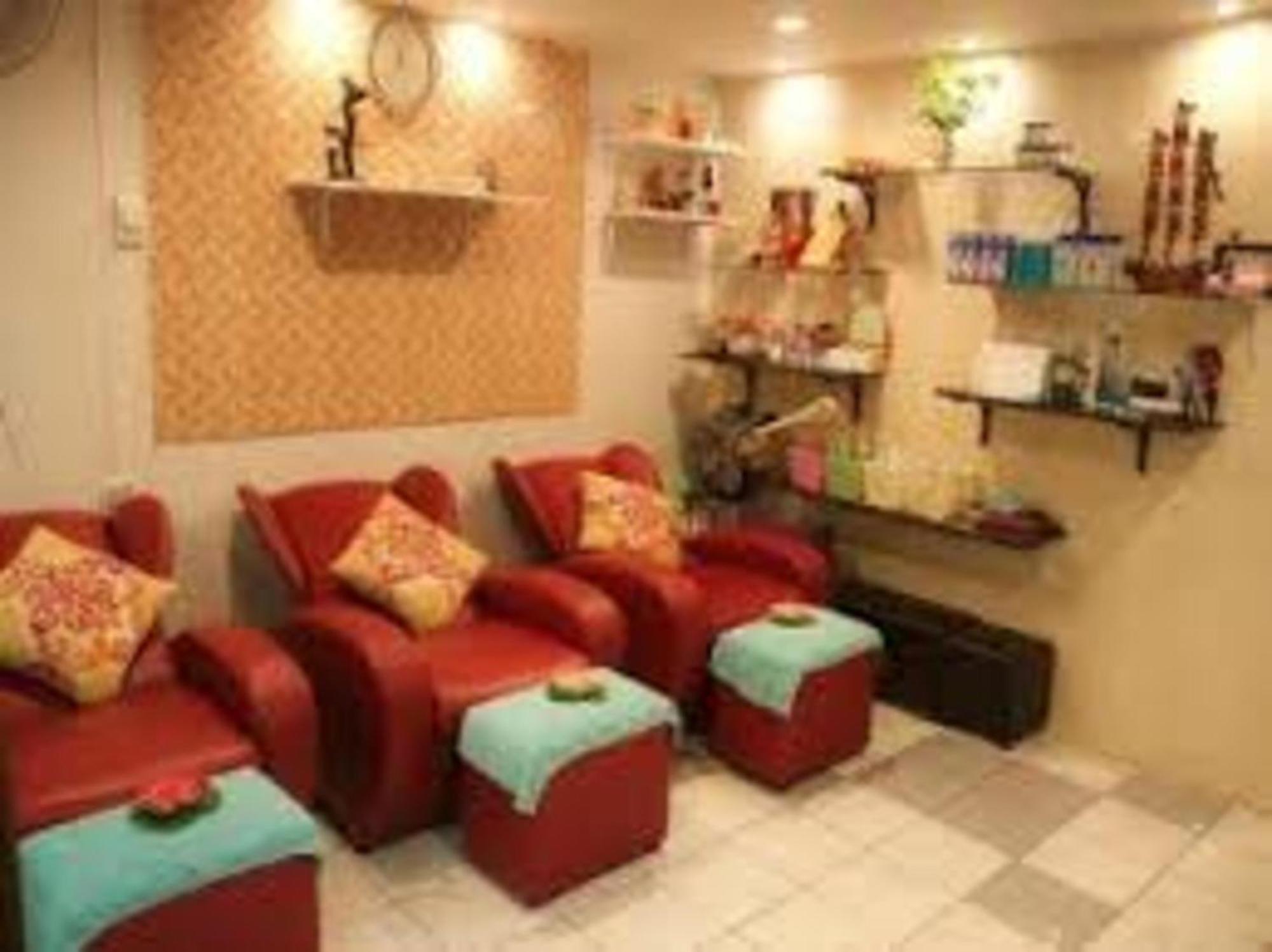Omni Tower - Direct Apartment Bangkok