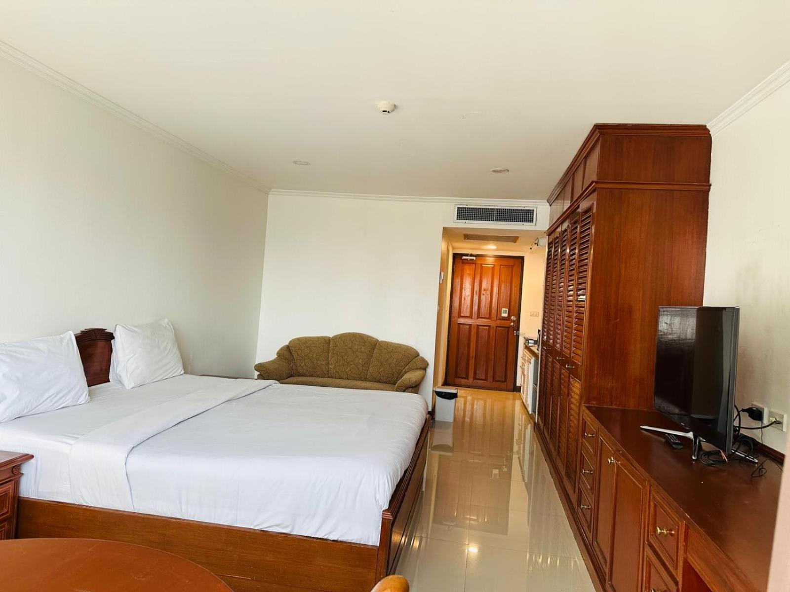 Omni Tower - Direct Apartment Bangkok