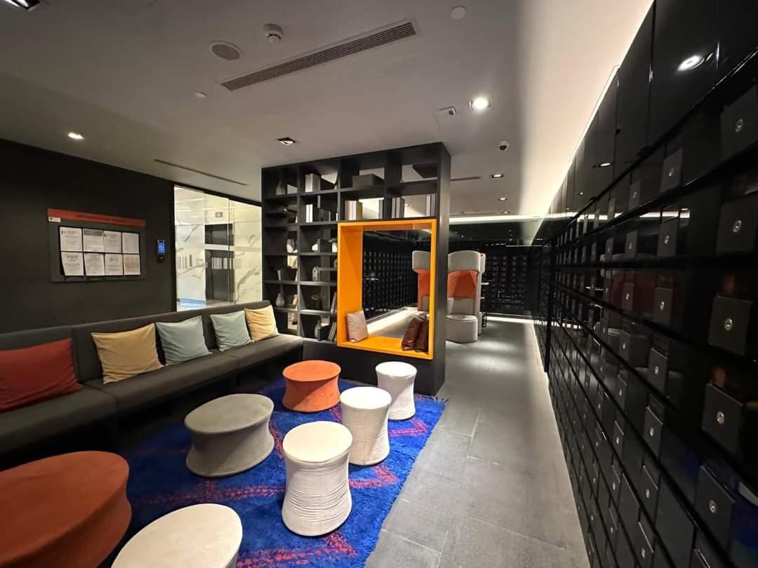 Apartment Luxury 1 Bedroom,ramkamheang