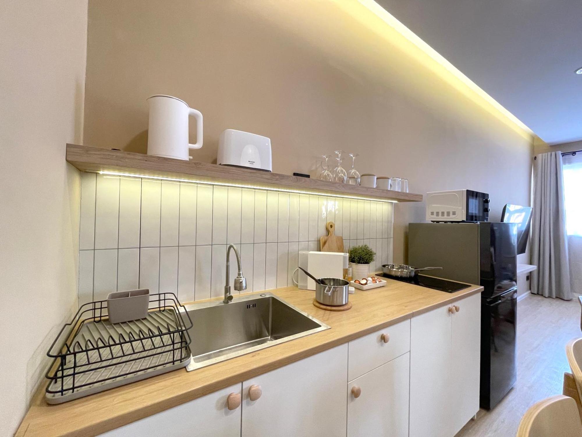3rd Fl. 2br In Old Town With Rooftop View Apartment Bangkok