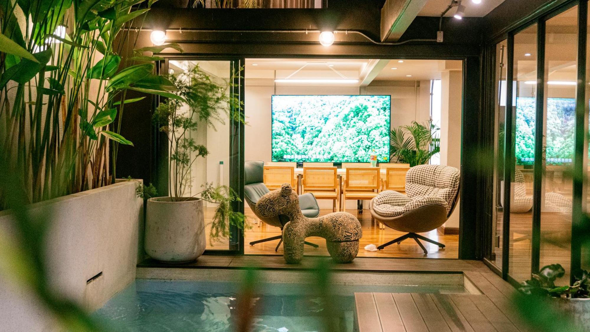 Villa 174曼谷素坤逸私人泳池五卧花园别墅 Bangkok