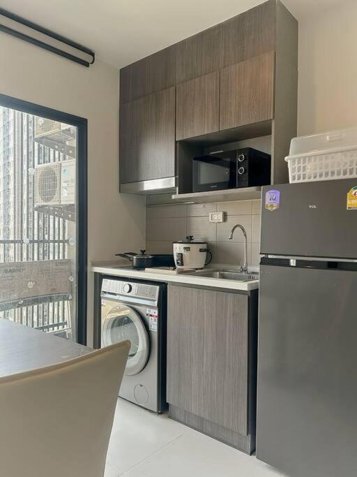 Urban 1br High Floor View Bts Udomsuk Bangkok