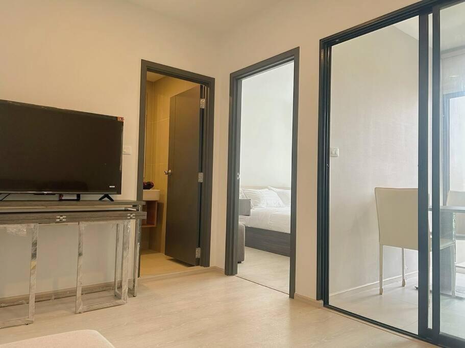 Urban 1br High Floor View Bts Udomsuk Bangkok