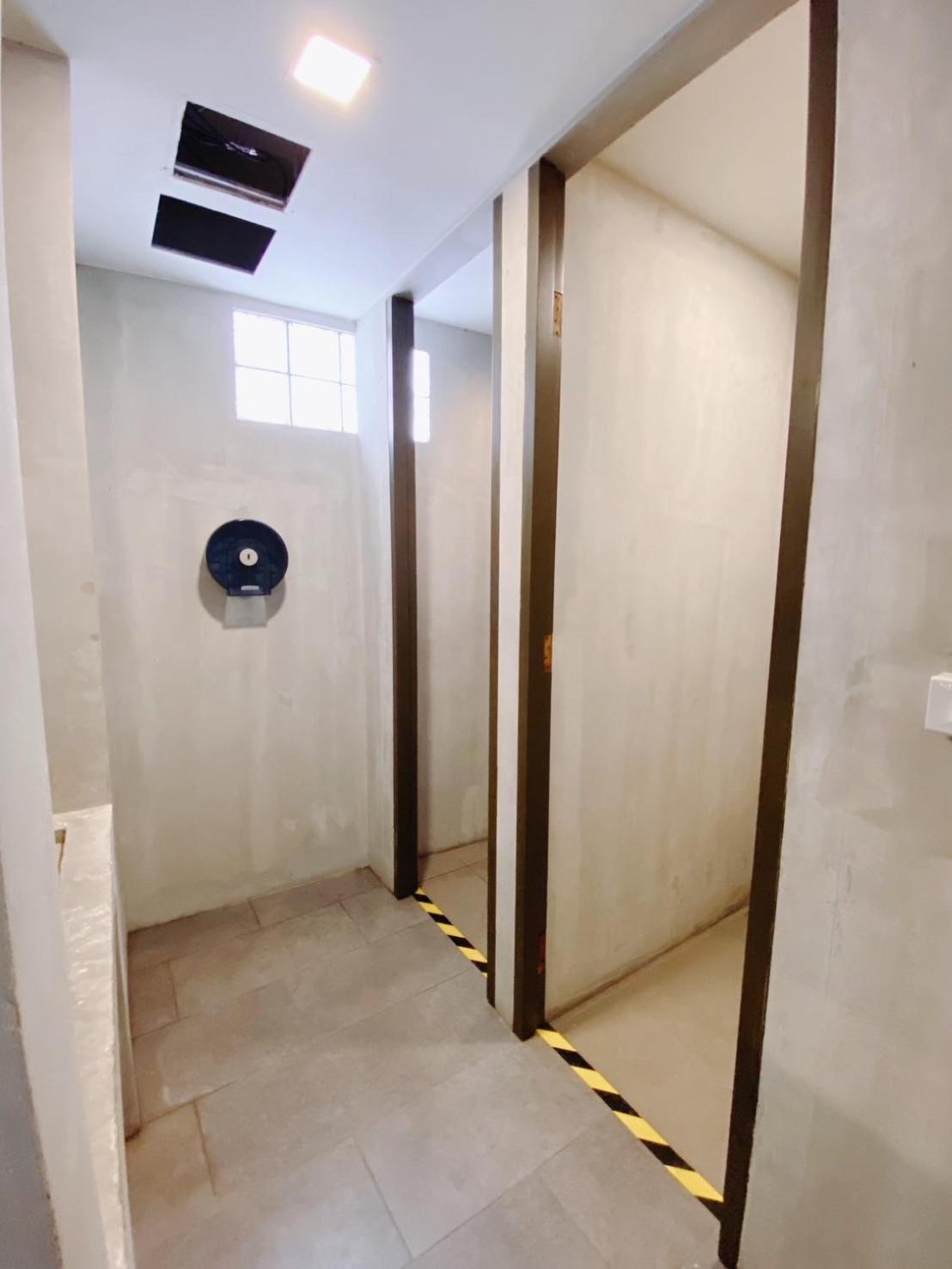Go Silom Bts Surasak X โกอินน์ สีลม บีทีเอส สถานีสุรศักดิ์ Apartamento *