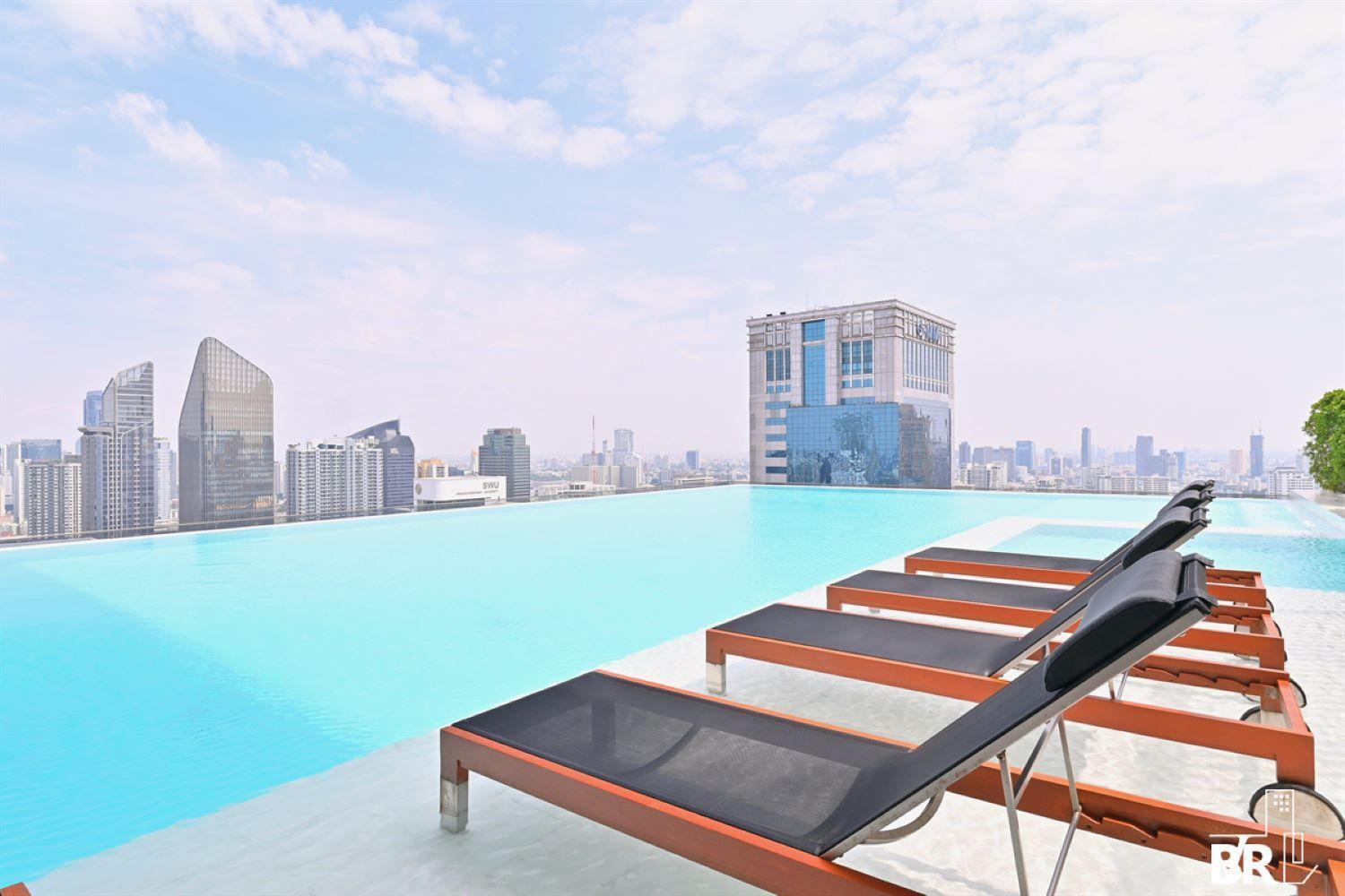 Skyline Views Sky Pool Simply Amazing Asoke Appartement
